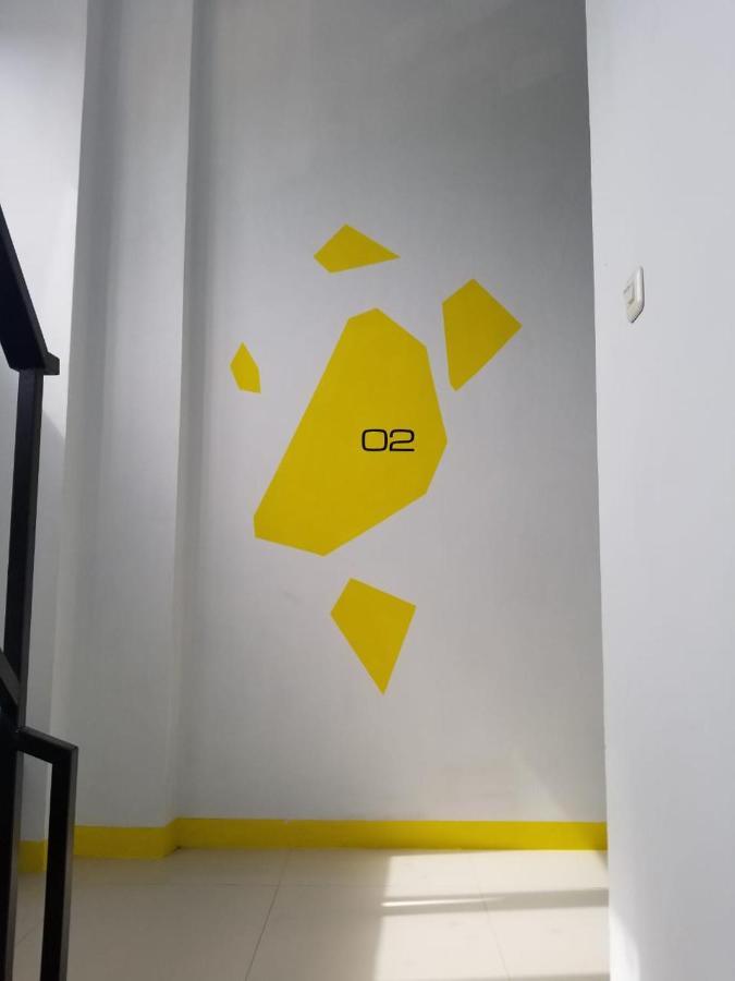 Aur Kuning Hostel Syariah Букиттинги Экстерьер фото